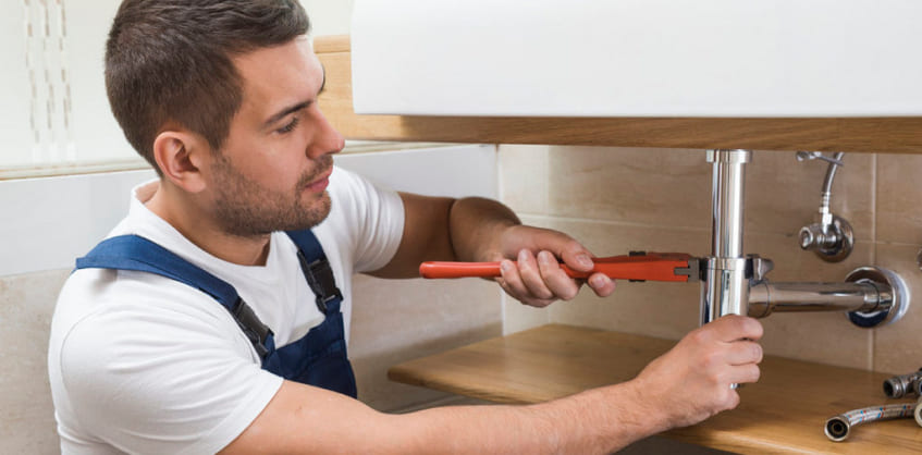 Вызов сантехника круглосуточно на дом в Москве и МО